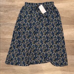 Chic Blue Floral Midi Skirt